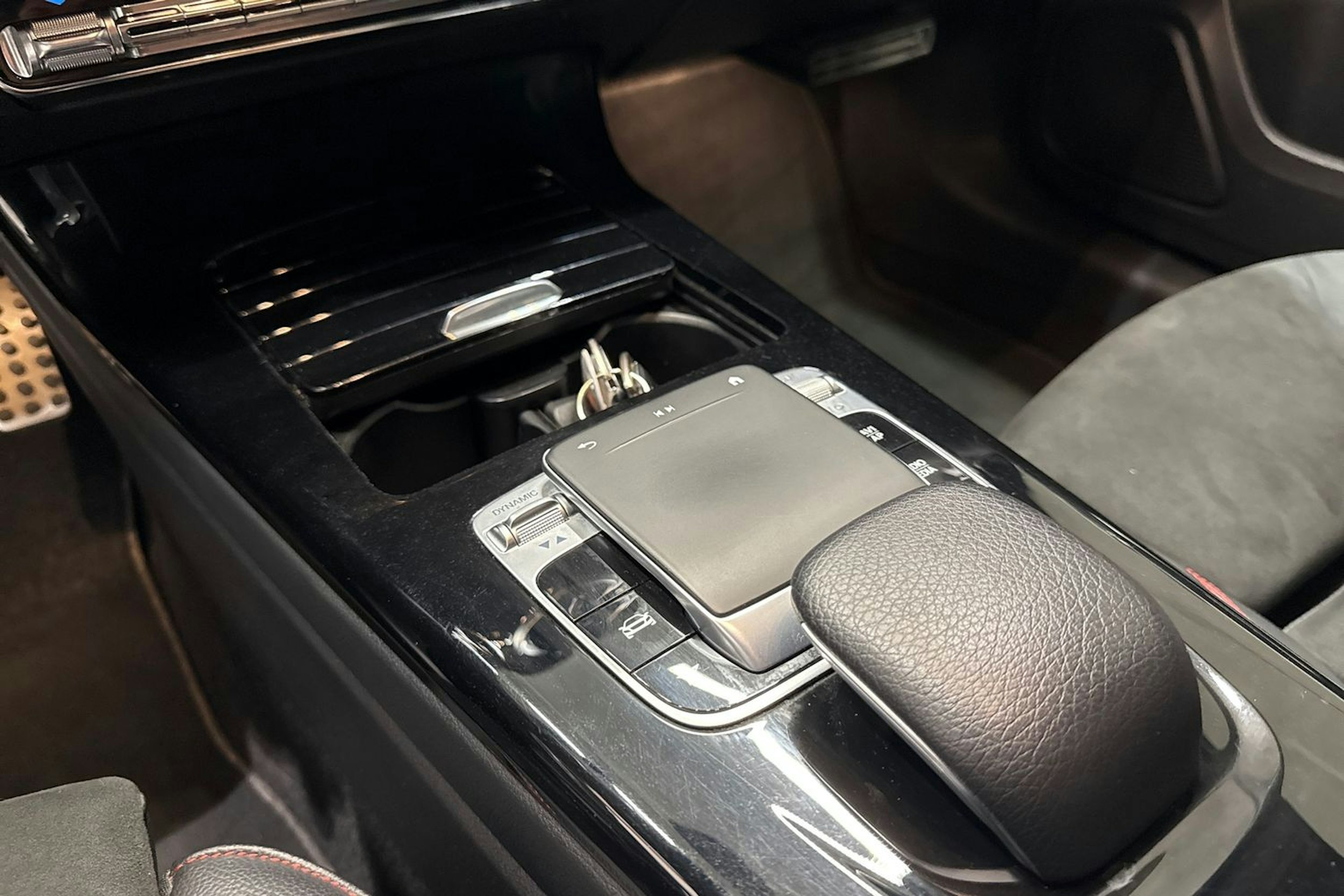 musta Mercedes-Benz A 2019 kuva 20.