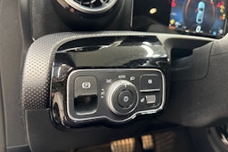 musta Mercedes-Benz A 2019 kuva 21.
