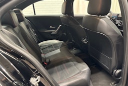 musta Mercedes-Benz A 2019 kuva 25.