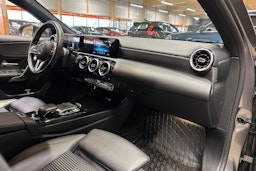 harmaa Mercedes-Benz A 2019 kuva 14.