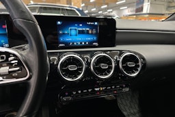 harmaa Mercedes-Benz A 2019 kuva 21.