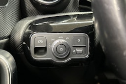 harmaa Mercedes-Benz A 2019 kuva 26.