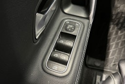 harmaa Mercedes-Benz A 2019 kuva 28.