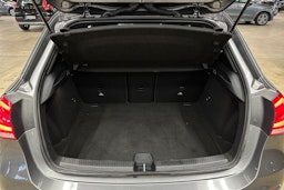 harmaa Mercedes-Benz A 2019 kuva 29.