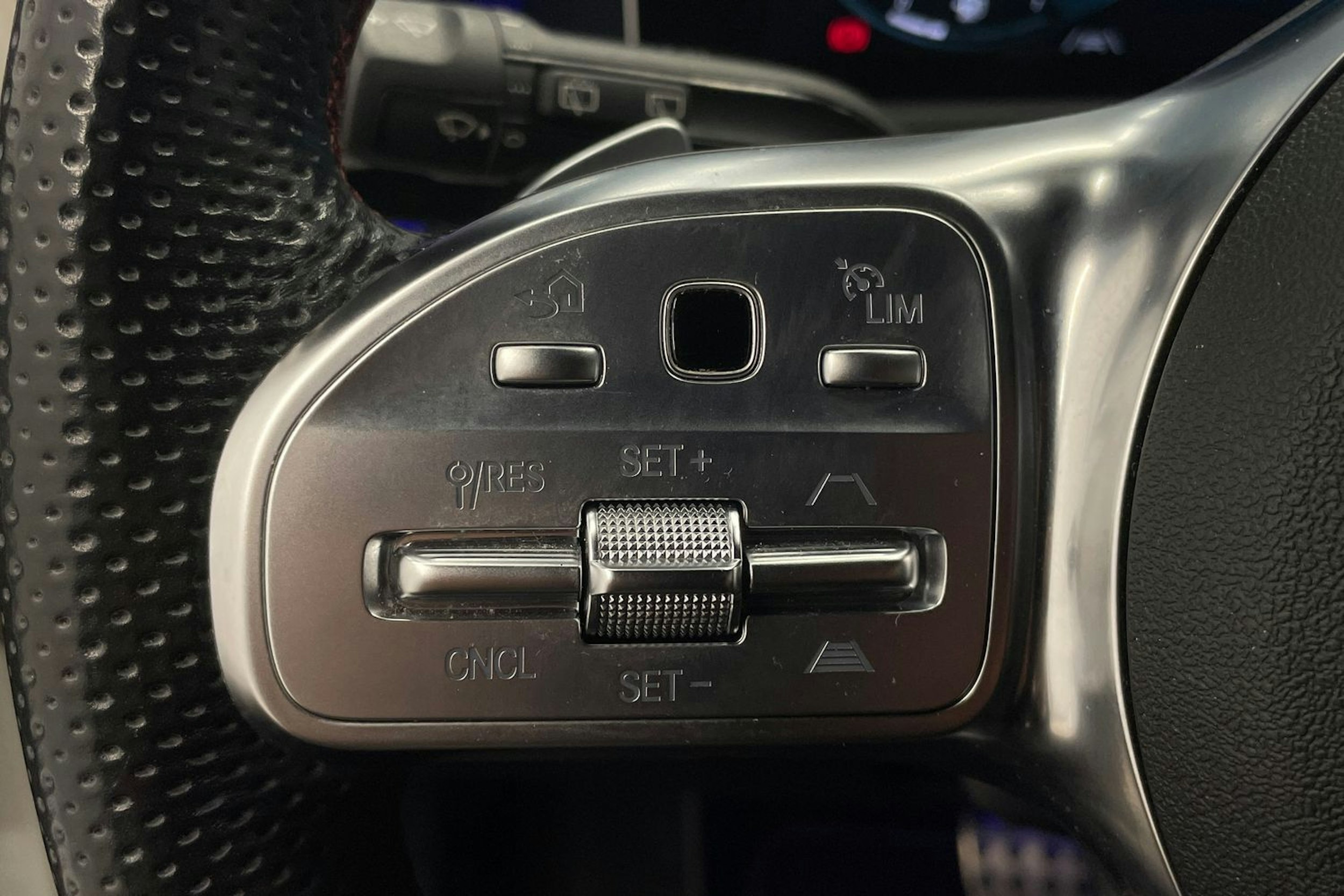 Valkoinen Mercedes-Benz A 2019 kuva 16.