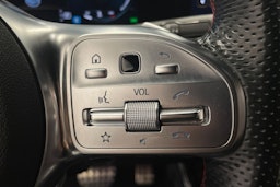 Valkoinen Mercedes-Benz A 2019 kuva 17.