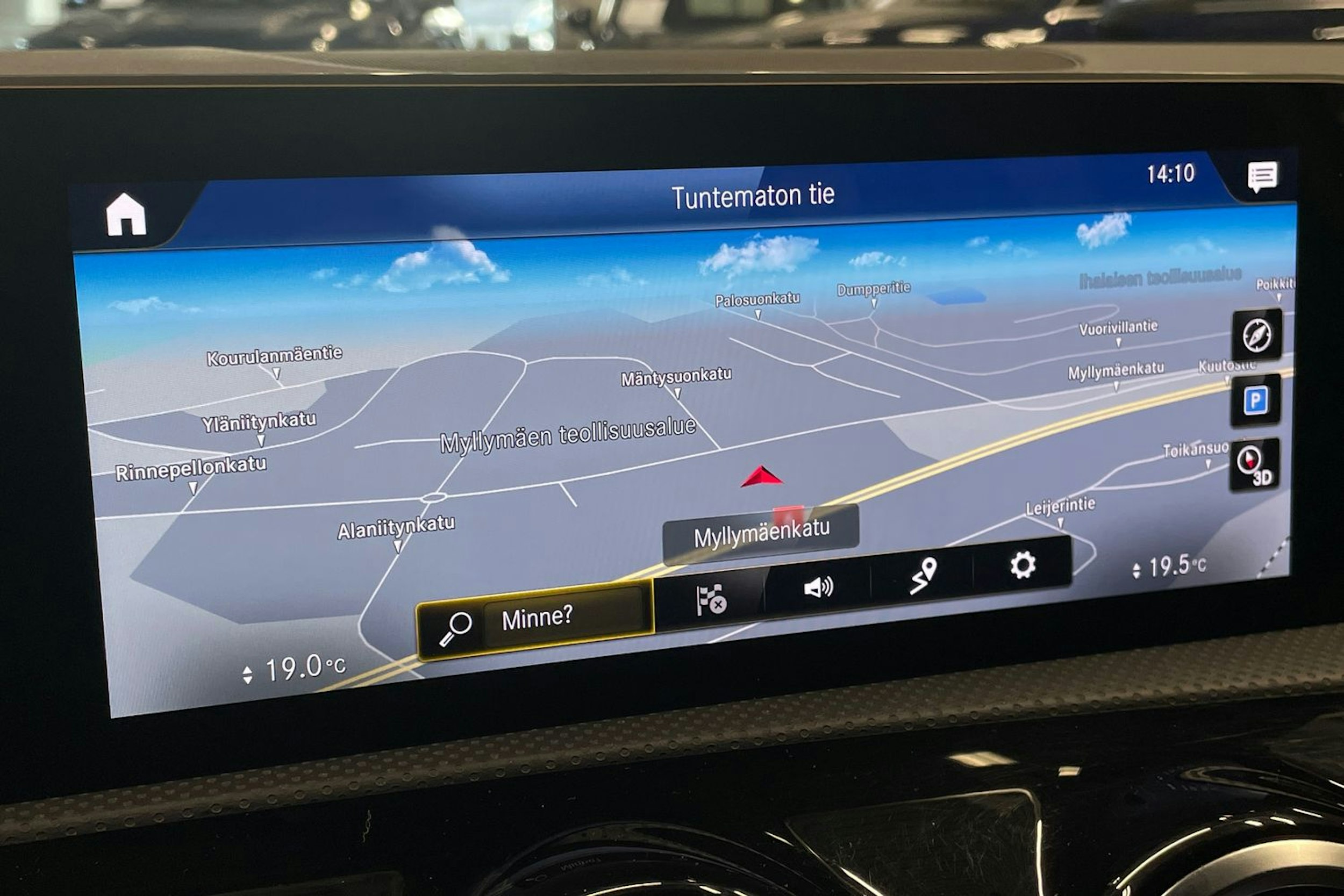 Valkoinen Mercedes-Benz A 2019 kuva 22.
