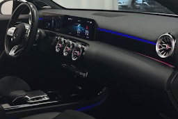 Valkoinen Mercedes-Benz A 2019 kuva 25.
