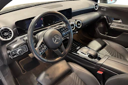 musta Mercedes-Benz A 2019 kuva 3.