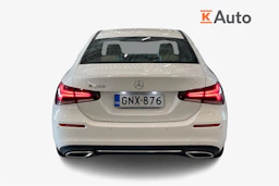 valkoinen Mercedes-Benz A 2019 kuva 3.