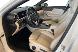 valkoinen Mercedes-Benz A 2019 kuva 7.