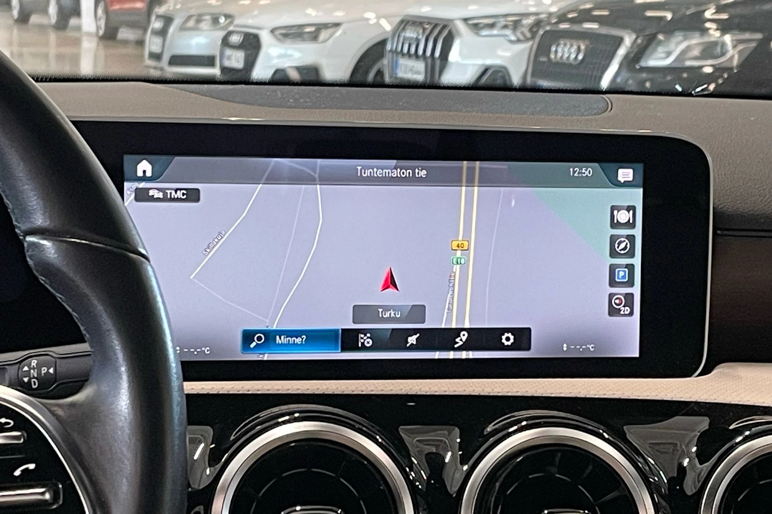 valkoinen Mercedes-Benz A 2019 kuva 23.