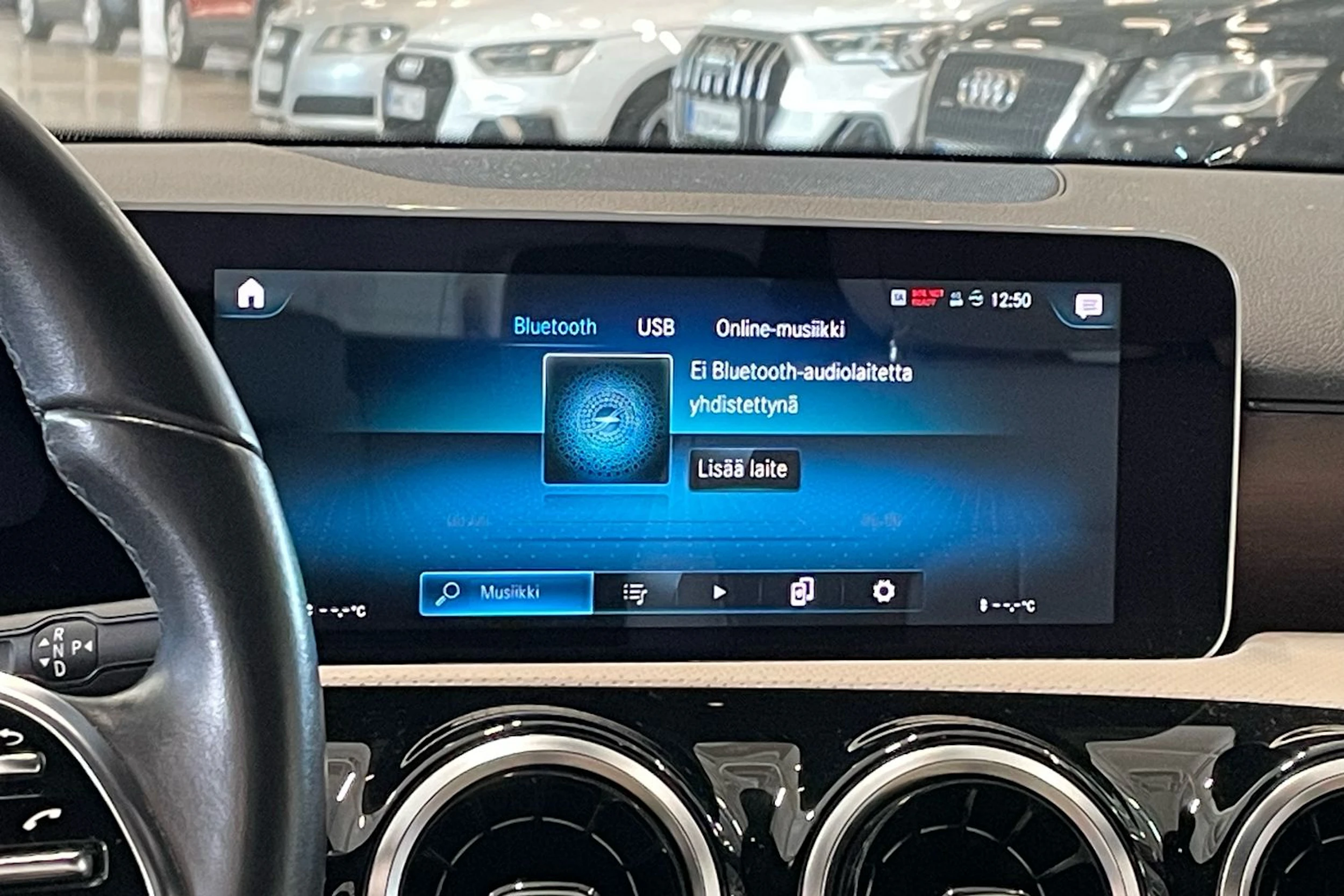 valkoinen Mercedes-Benz A 2019 kuva 24.
