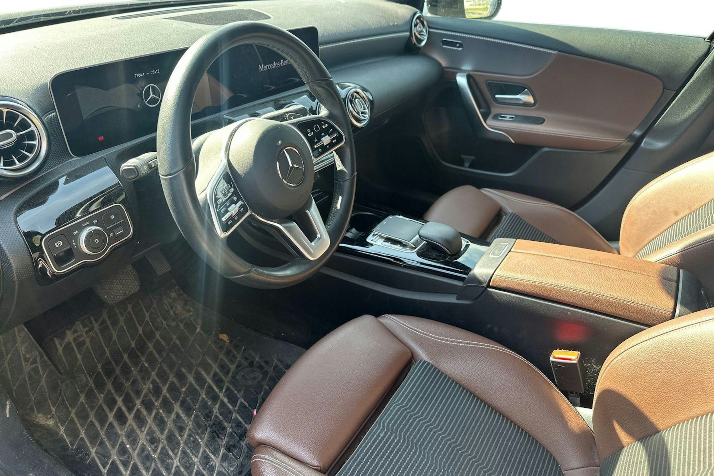 Musta Mercedes-Benz A 2019 kuva 3.