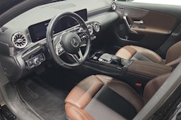 Musta Mercedes-Benz A 2019 kuva 6.