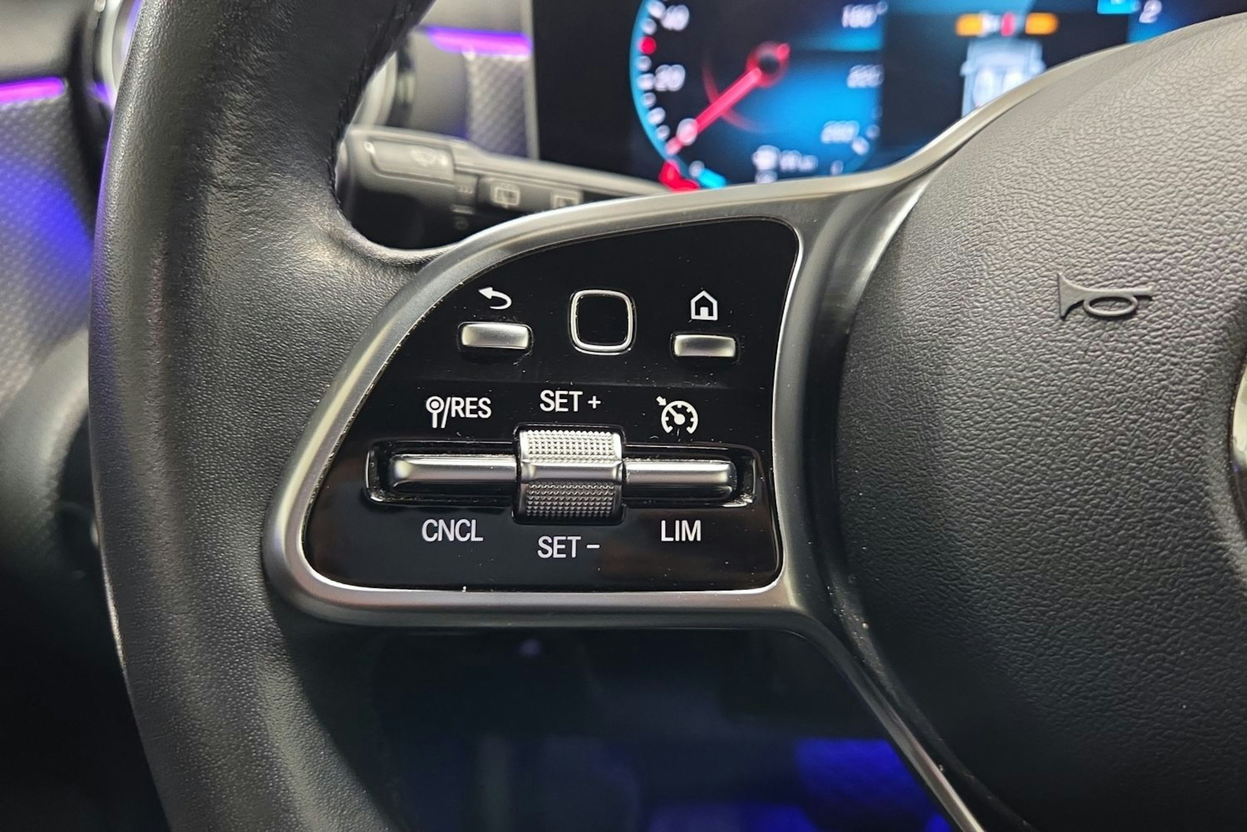 Musta Mercedes-Benz A 2019 kuva 15.