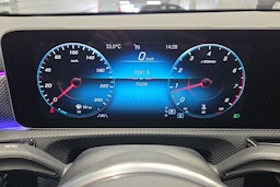 Musta Mercedes-Benz A 2019 kuva 16.