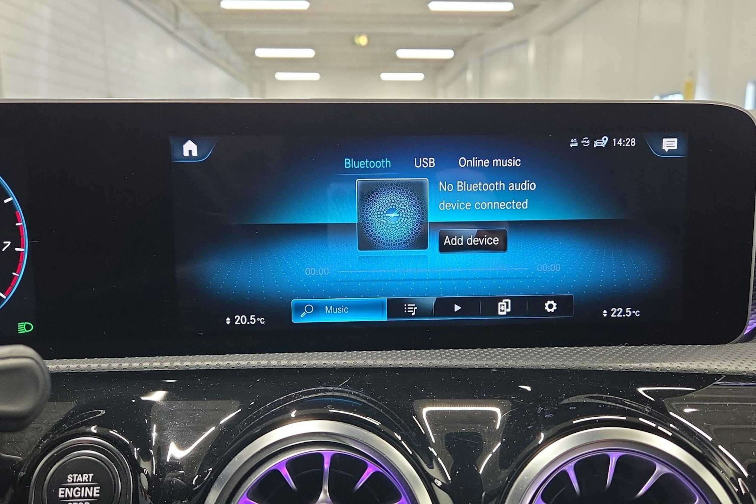 Musta Mercedes-Benz A 2019 kuva 17.