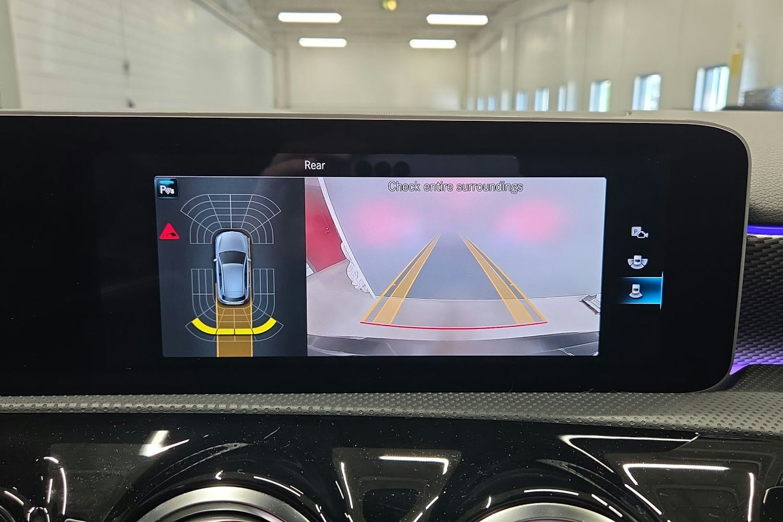 Musta Mercedes-Benz A 2019 kuva 22.