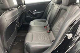 musta Mercedes-Benz A 2019 kuva 10.