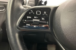 musta Mercedes-Benz A 2019 kuva 11.