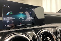 musta Mercedes-Benz A 2019 kuva 15.