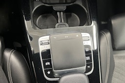 musta Mercedes-Benz A 2019 kuva 19.