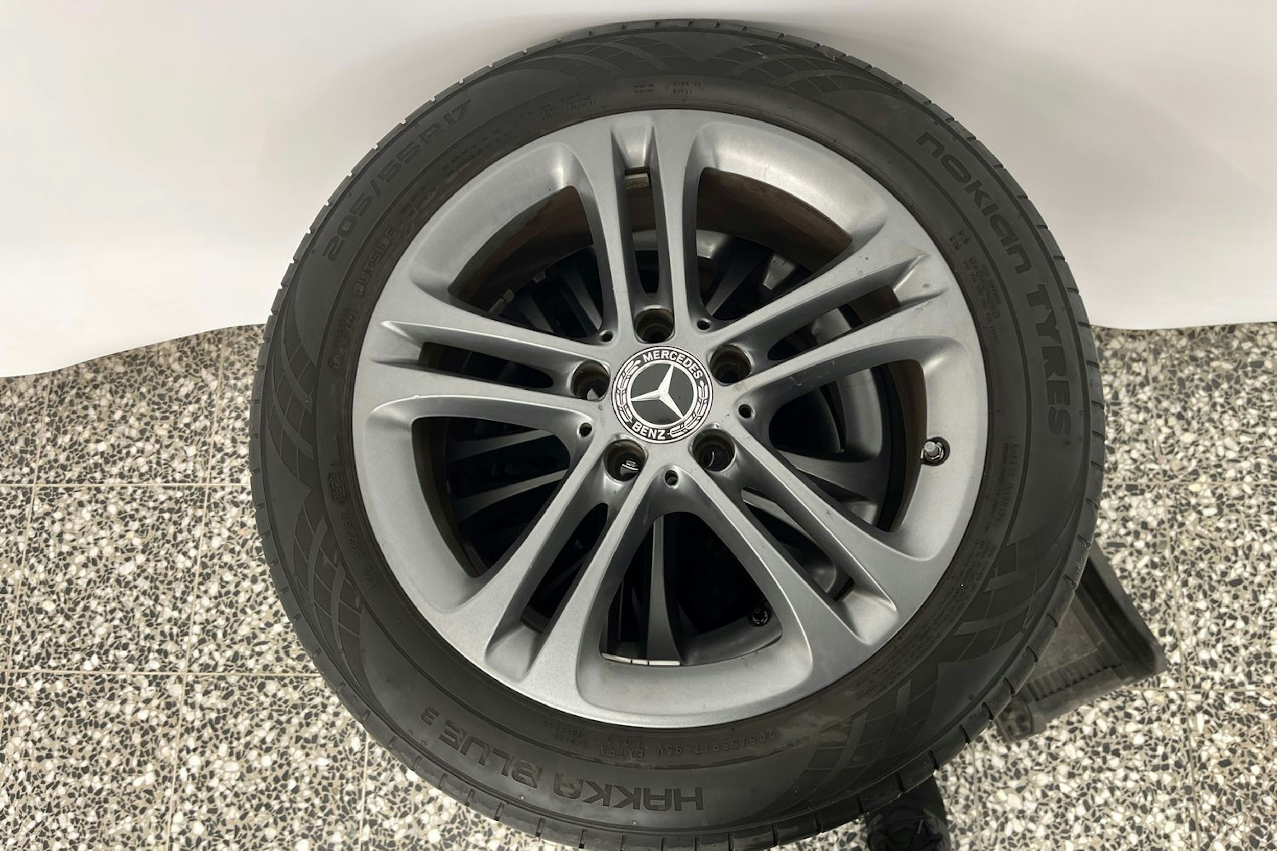 musta Mercedes-Benz A 2019 kuva 22.