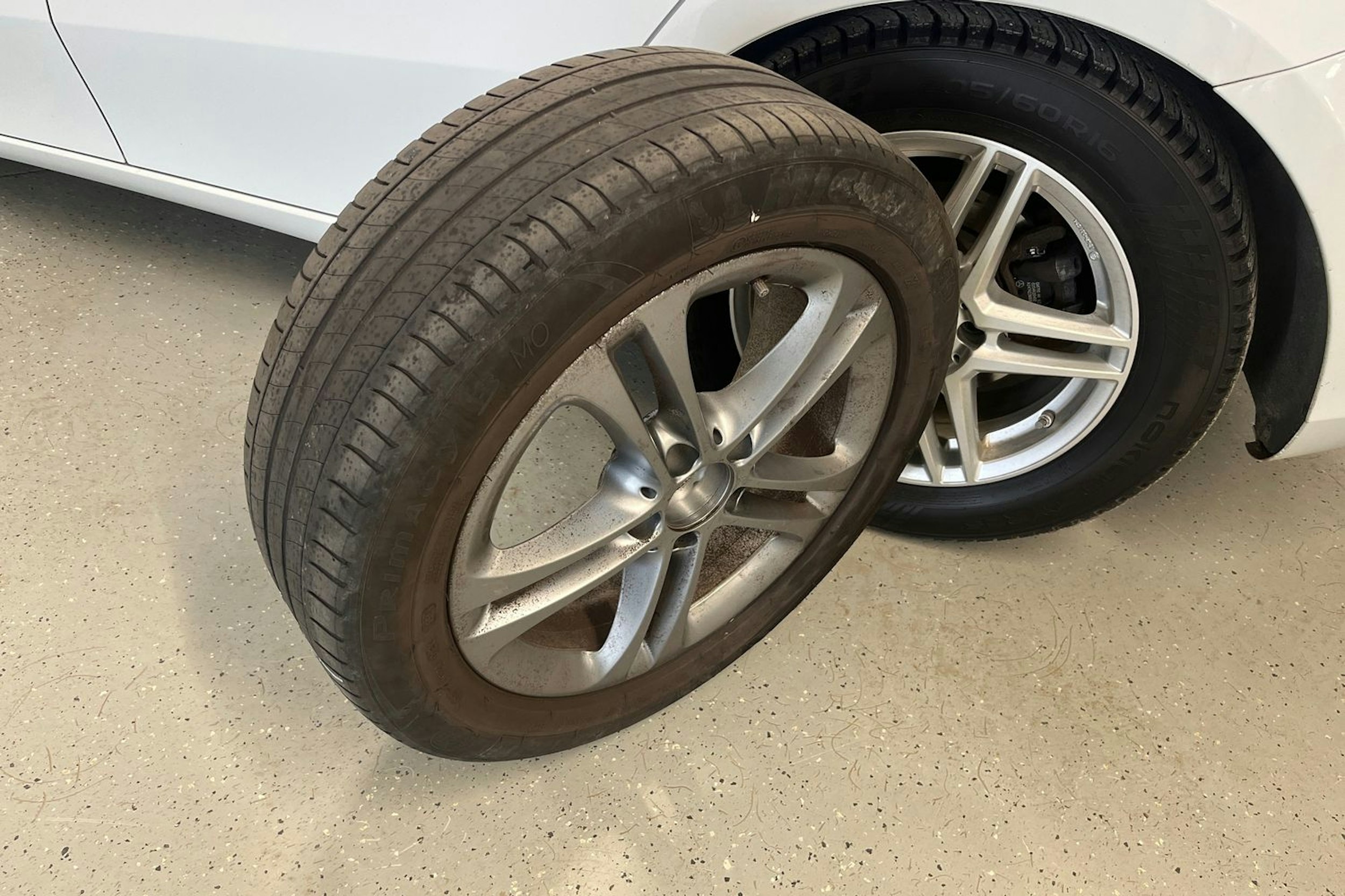 Valkoinen Mercedes-Benz A 2019 kuva 10.