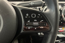 Valkoinen Mercedes-Benz A 2019 kuva 15.