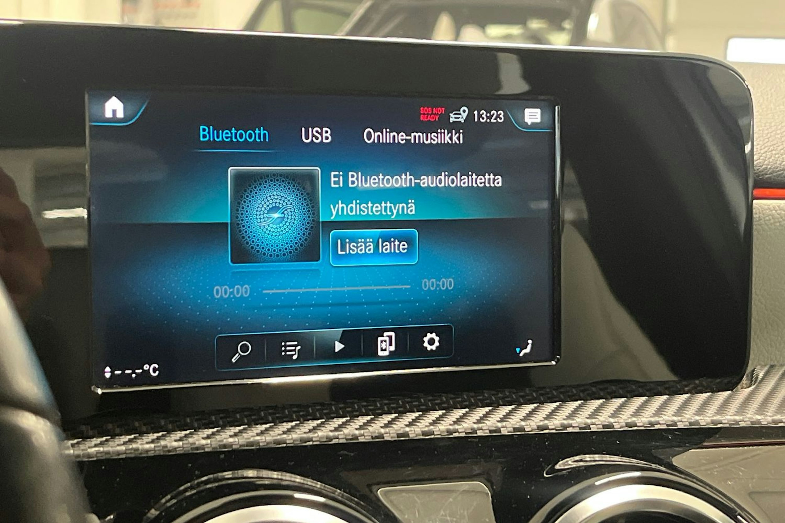 Valkoinen Mercedes-Benz A 2019 kuva 20.