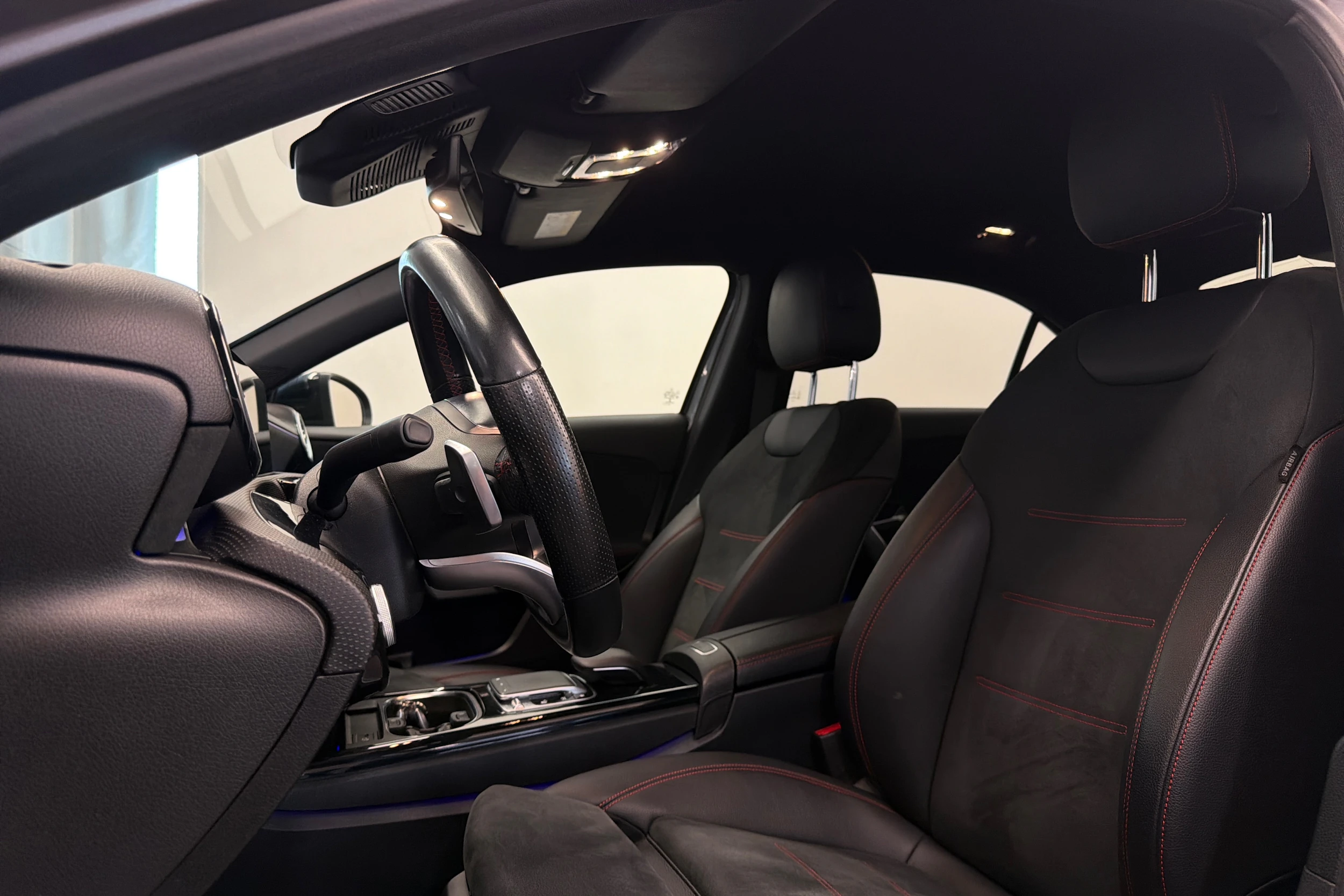 harmaa Mercedes-Benz A 2019 kuva 16.