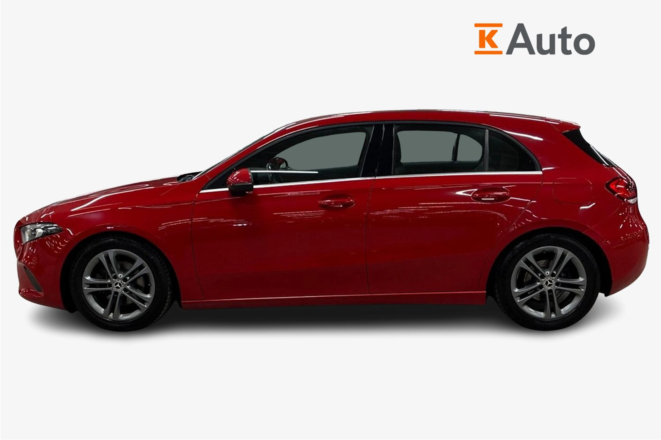 punainen Mercedes-Benz A 2019 kuva 5.