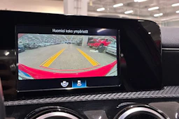punainen Mercedes-Benz A 2019 kuva 20.