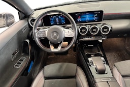 Harmaa Mercedes-Benz A 2019 kuva 3.