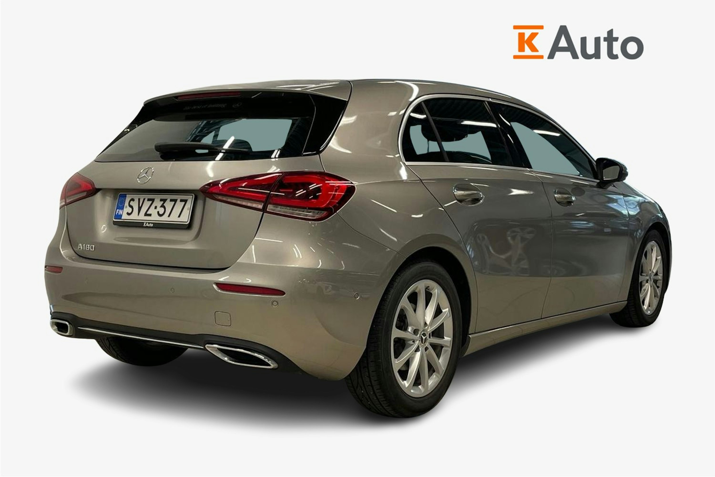 Harmaa Mercedes-Benz A 2019 kuva 2.