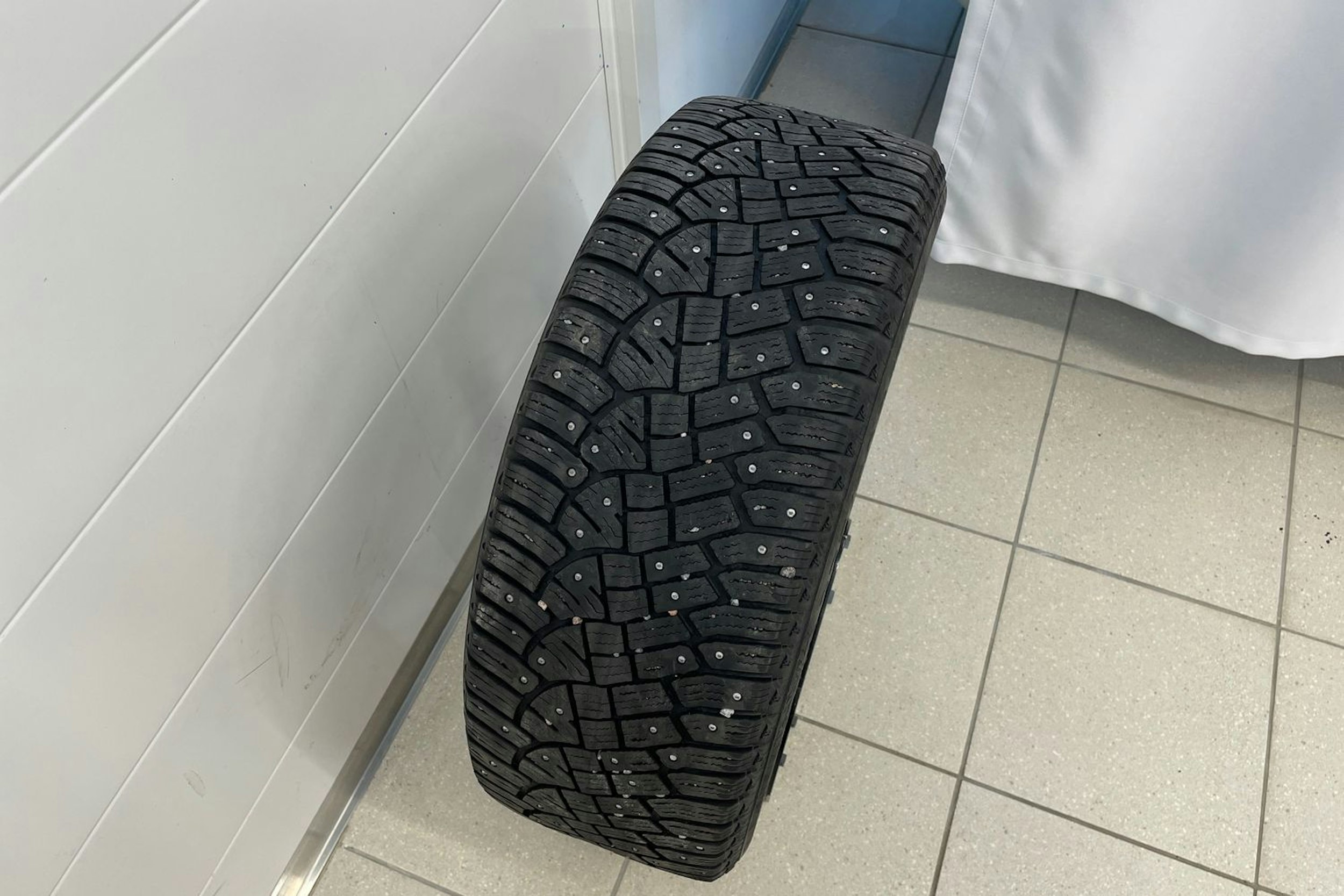 Harmaa Mercedes-Benz A 2019 kuva 19.