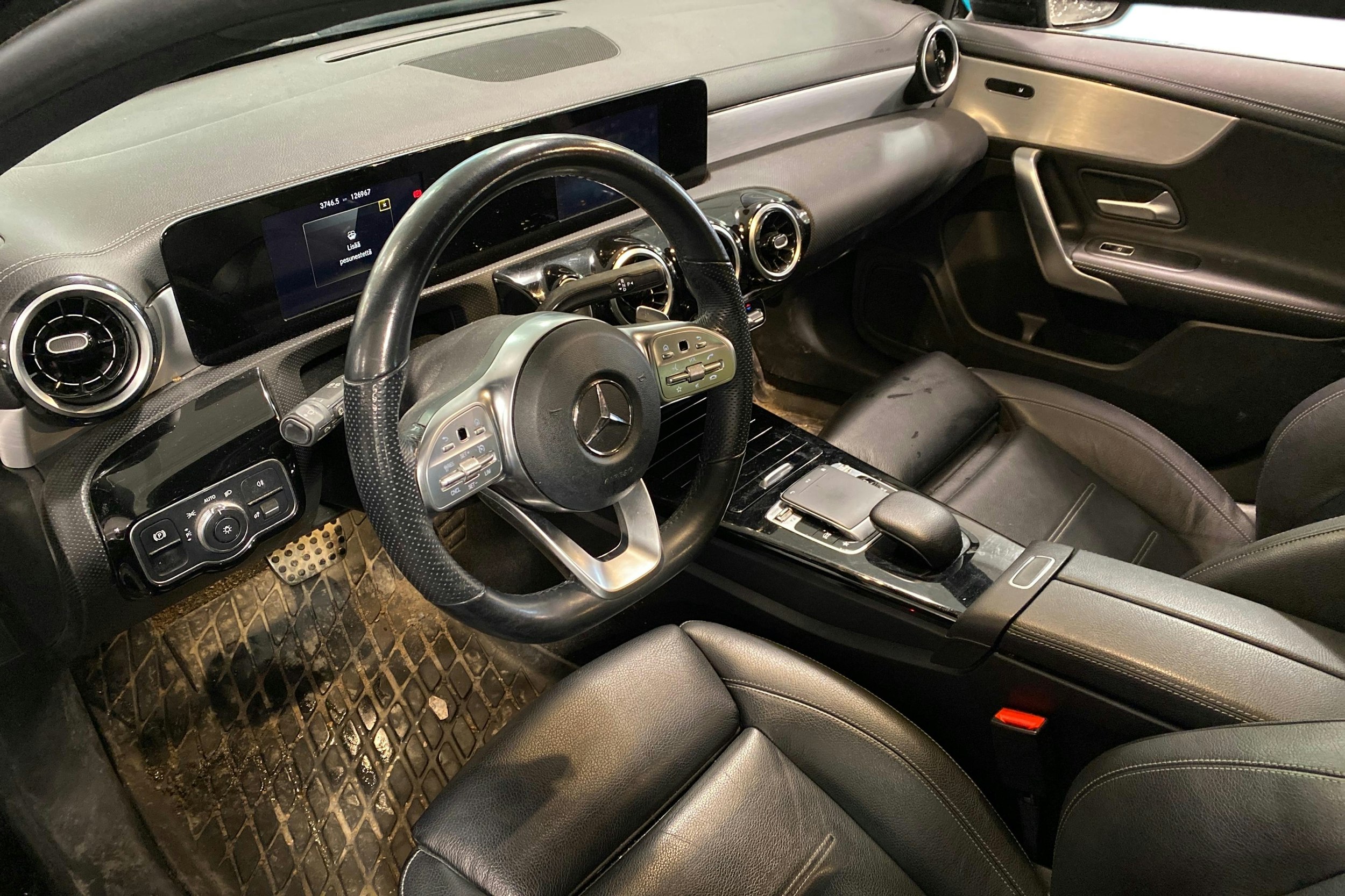 musta Mercedes-Benz A 2019 kuva 3.