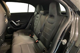 musta Mercedes-Benz A 2019 kuva 10.