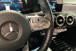 musta Mercedes-Benz A 2019 kuva 15.