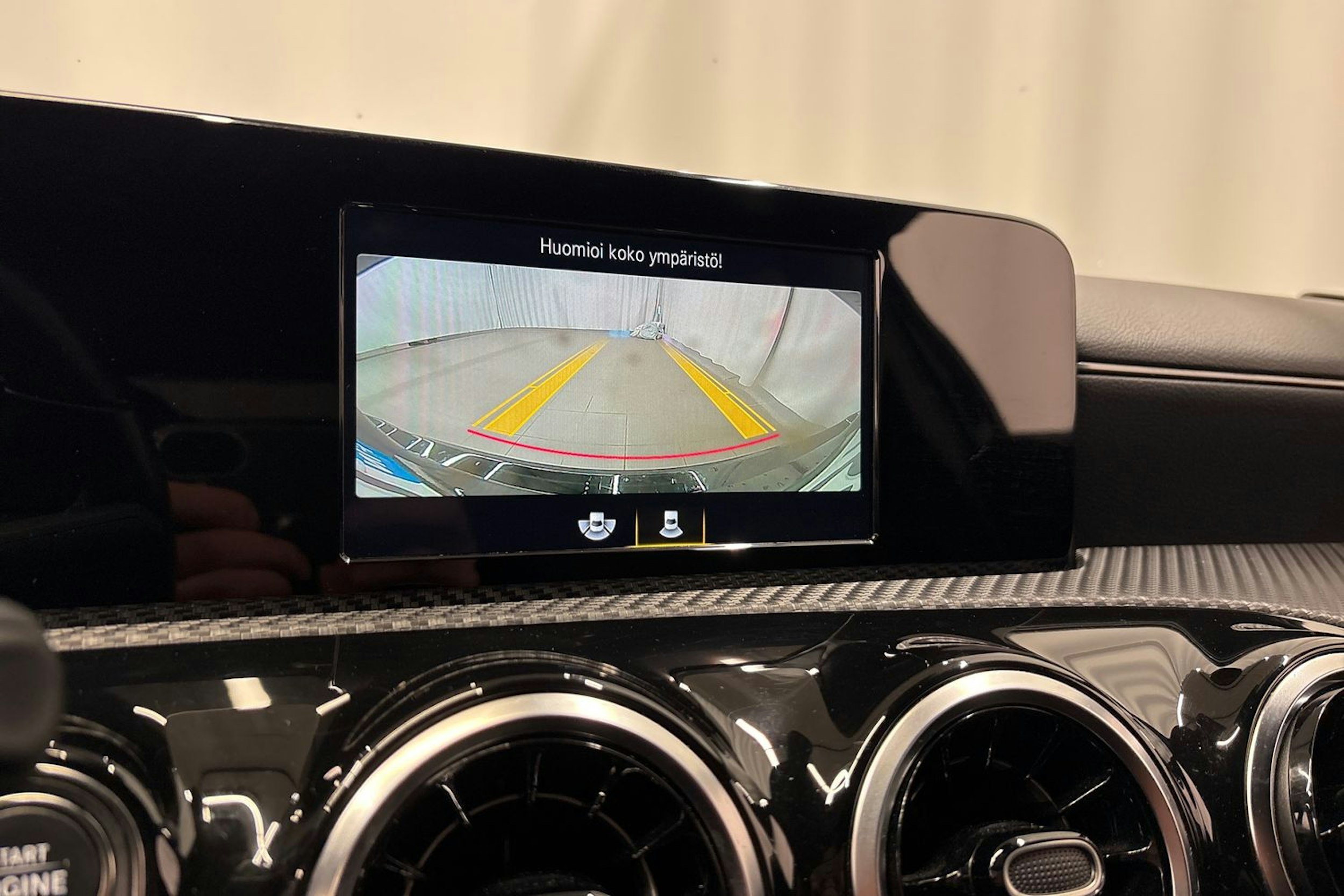 musta Mercedes-Benz A 2020 kuva 18.