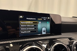 musta Mercedes-Benz A 2020 kuva 20.