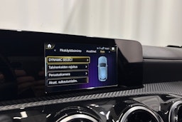 musta Mercedes-Benz A 2020 kuva 21.