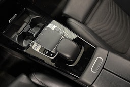 musta Mercedes-Benz A 2020 kuva 24.