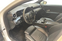 valkoinen Mercedes-Benz A 2020 kuva 7.
