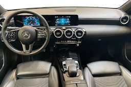 valkoinen Mercedes-Benz A 2020 kuva 9.