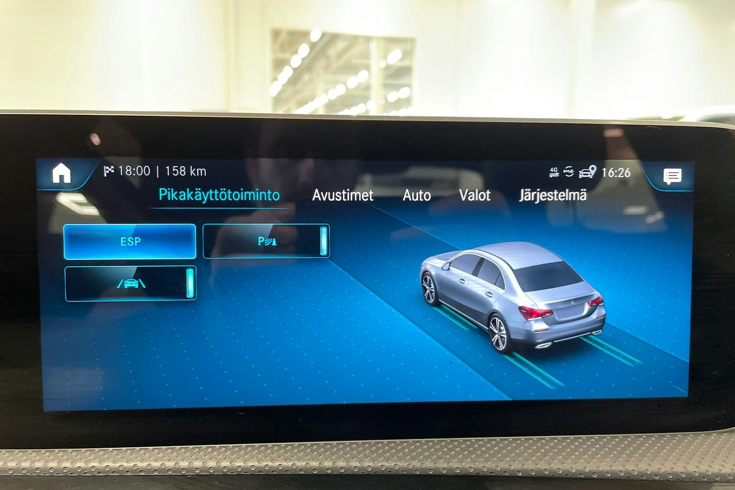 harmaa Mercedes-Benz A 2020 kuva 23.