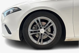 valkoinen Mercedes-Benz A 2020 kuva 9.