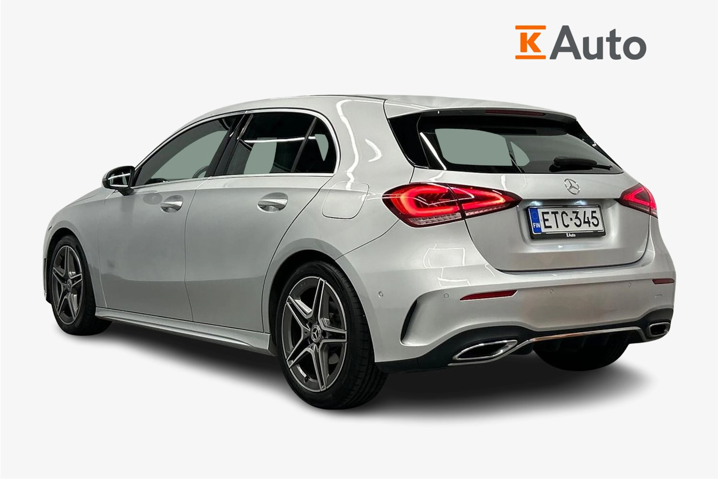 harmaa Mercedes-Benz A 2020 kuva 2.