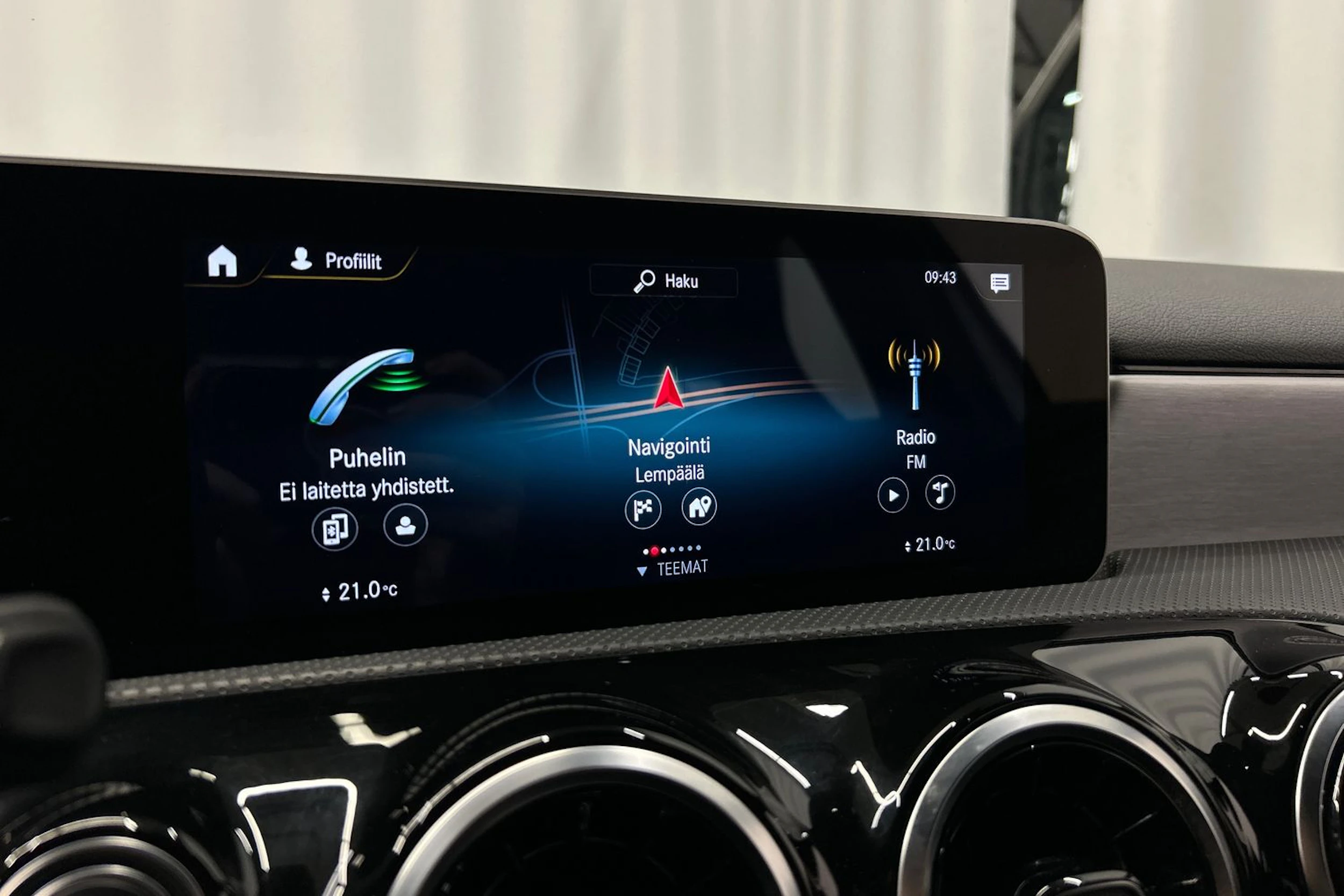 harmaa Mercedes-Benz A 2020 kuva 17.